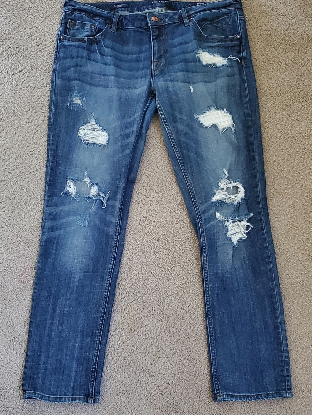Vigoss Women's Distressed Thompson Tomboy Jeans  Size 30
